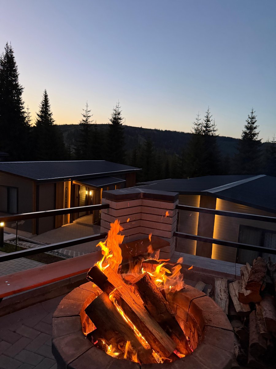 Nopți romantice de vară la Nivalis Resort & SPA în Buscat, județul Cluj